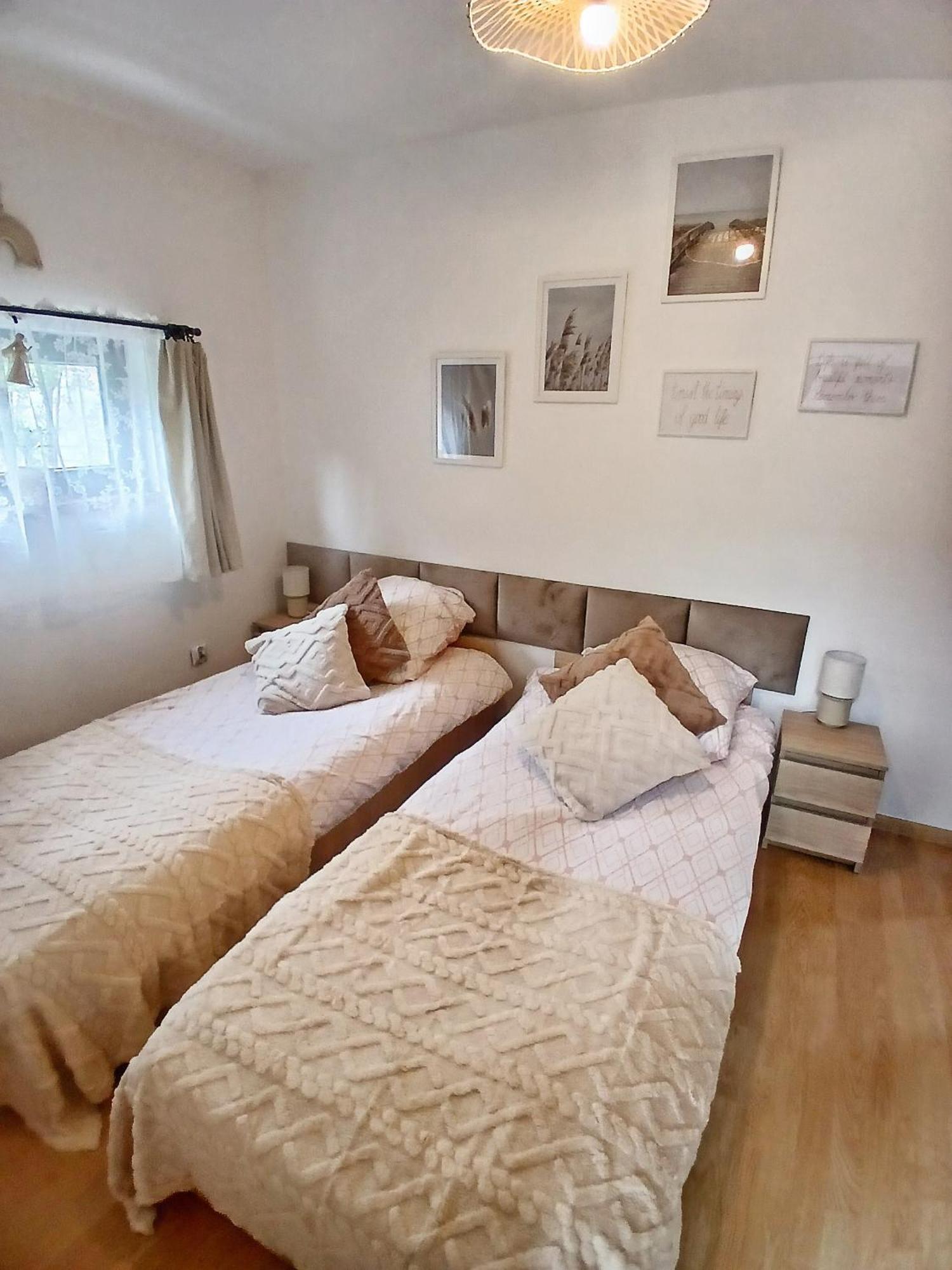 Eleonor Accommodation Liszki Phòng bức ảnh
